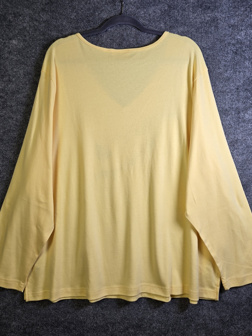 Quacker Factory Top Womens 3X Yellow Embroidered Flowers Knit V Neck Butterfly - Picture 4 of 10
